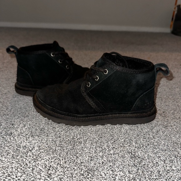 UGG Australia Neumel Boot - Picture 3 of 9